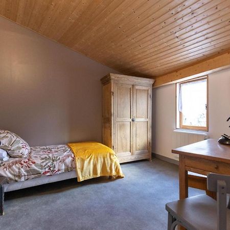 Bed and Breakfast Chambre D'Hote De La Petite Toscane D'Auvergne Isserteaux Exterior foto
