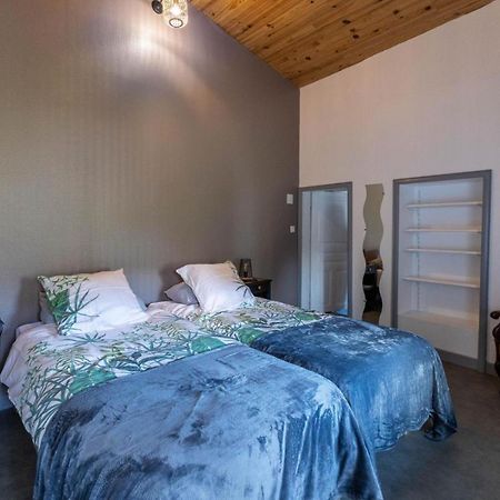 Bed and Breakfast Chambre D'Hote De La Petite Toscane D'Auvergne Isserteaux Exterior foto